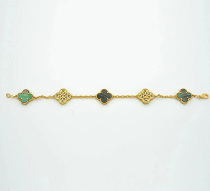 [⭐Seralia] CLOVER 5 MOTIF GRAY MOP BRACELET COLLECTION