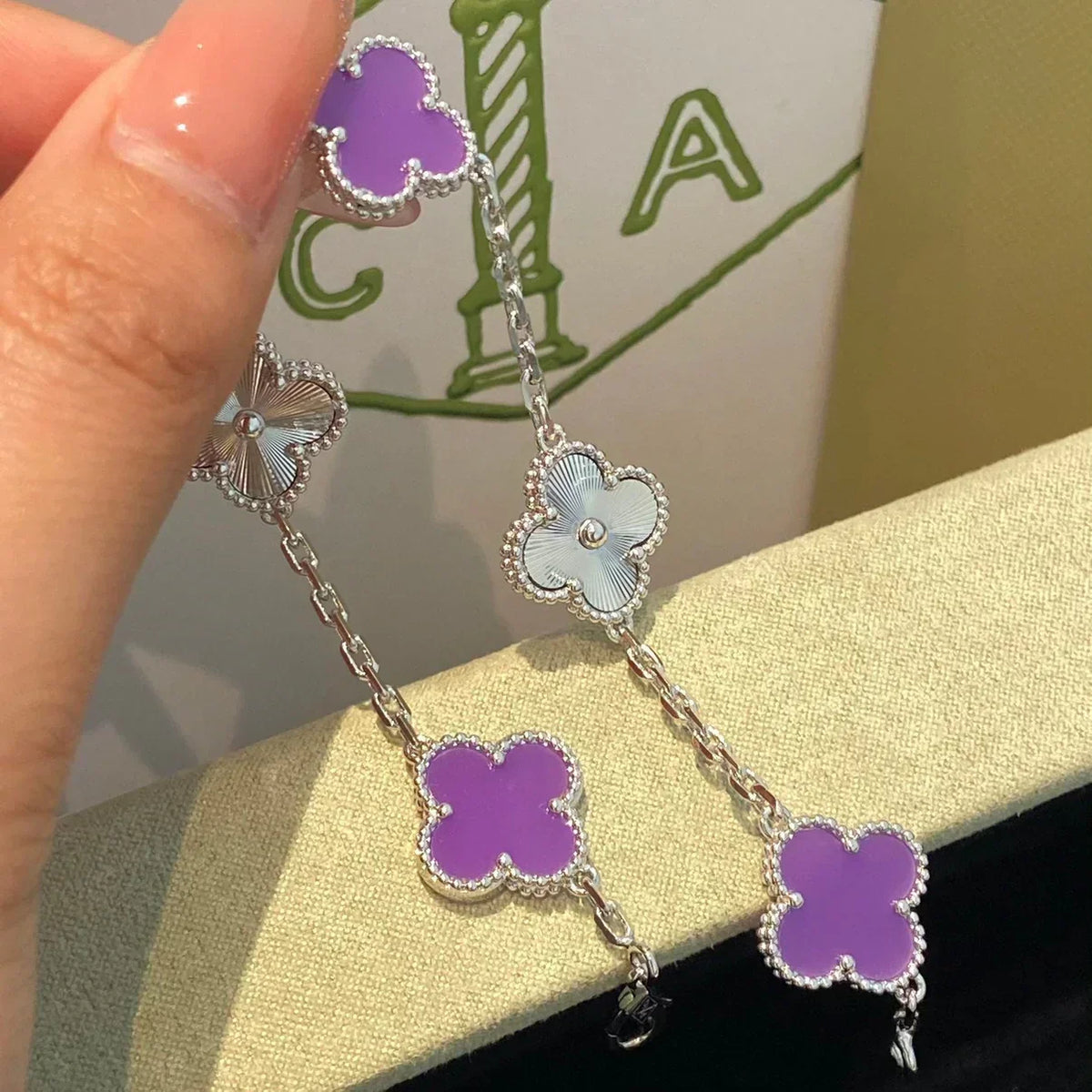 [⭐Seralia] CLOVER 5 MOTIF VIOLET BRACELET COLLECTION