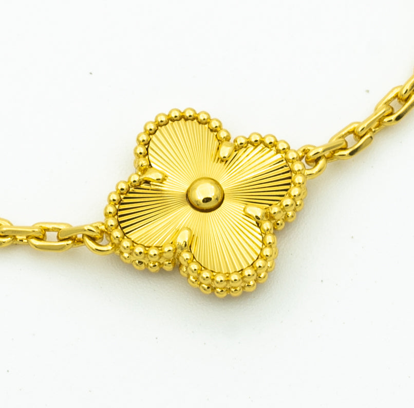 [⭐Seralia] CLOVER 5 MOTIF LASER BRACELET COLLECTION