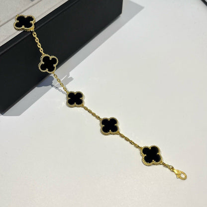 [⭐Seralia] CLOVER 5 MOTIF ONYXS BRACELET COLLECTION