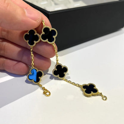 [⭐Seralia] CLOVER 5 MOTIF ONYXS BRACELET COLLECTION