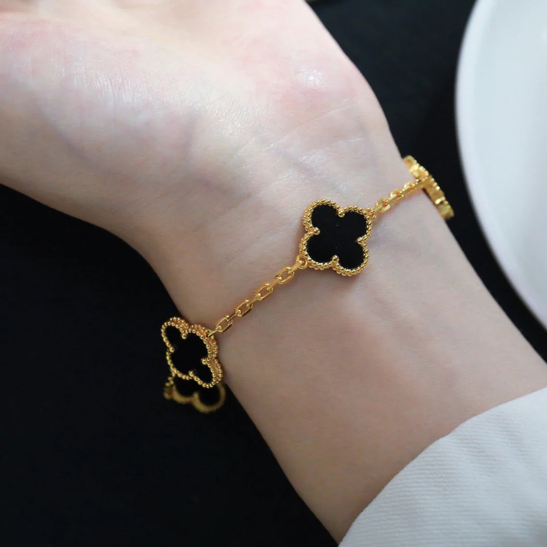 [⭐Seralia] CLOVER 5 MOTIF ONYXS BRACELET COLLECTION