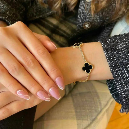 [⭐Seralia] CLOVER 5 MOTIF ONYXS BRACELET COLLECTION