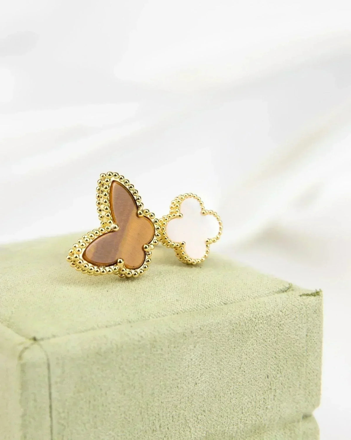 [⭐Seralia]LUCKY BETWEEN THE FINGER RING