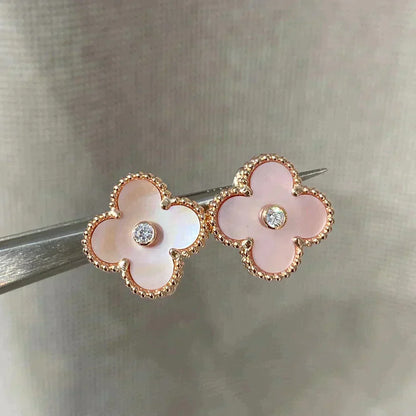 [⭐Seralia]CLOVER MEDIUM 1 MOTIFS  PINK MOP DIAMOND EARRINGS