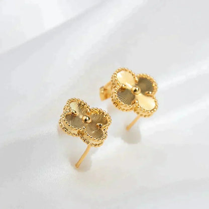 [⭐Seralia]CLOVER MEDIUM 1 MOTIFS LASER EARRINGS