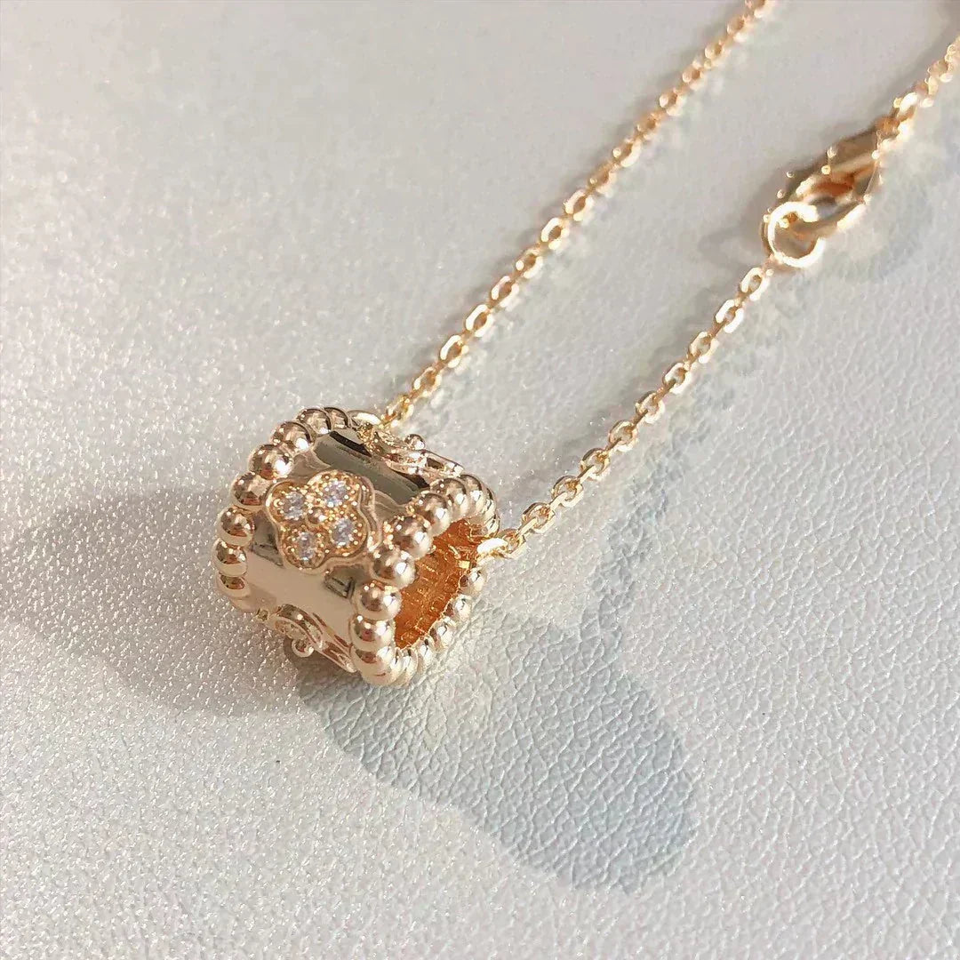 [⭐Seralia]PERLEE PEDANT NECKLACE GOLD / ROSE GOLD