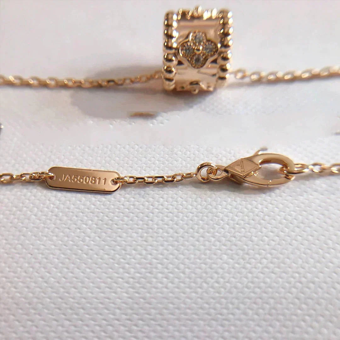 [⭐Seralia]PERLEE PEDANT NECKLACE GOLD / ROSE GOLD