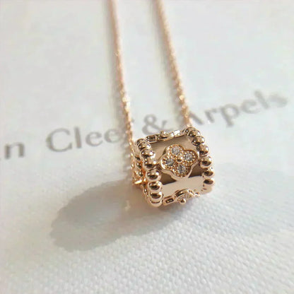 [⭐Seralia]PERLEE PEDANT NECKLACE GOLD / ROSE GOLD