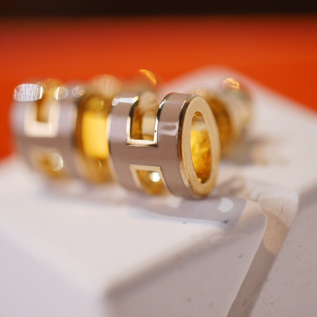 [⭐Seralia]MINI POP H GOLD EARRINGS GREY
