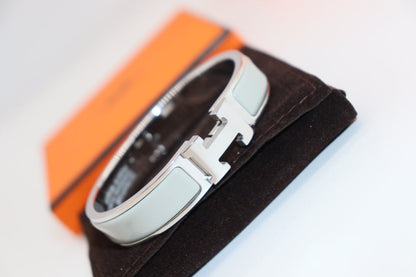 [⭐Seralia]H LIGHT BLUE BRACELET