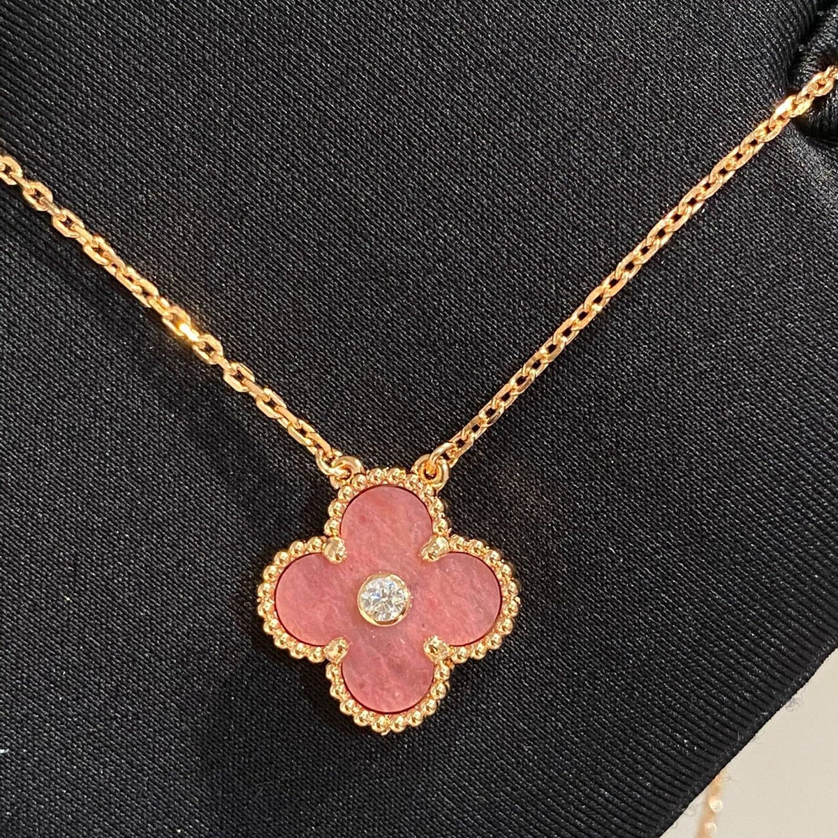 [⭐Seralia]CLOVER 15MM DIAMOND RHODONITE NECKLACE
