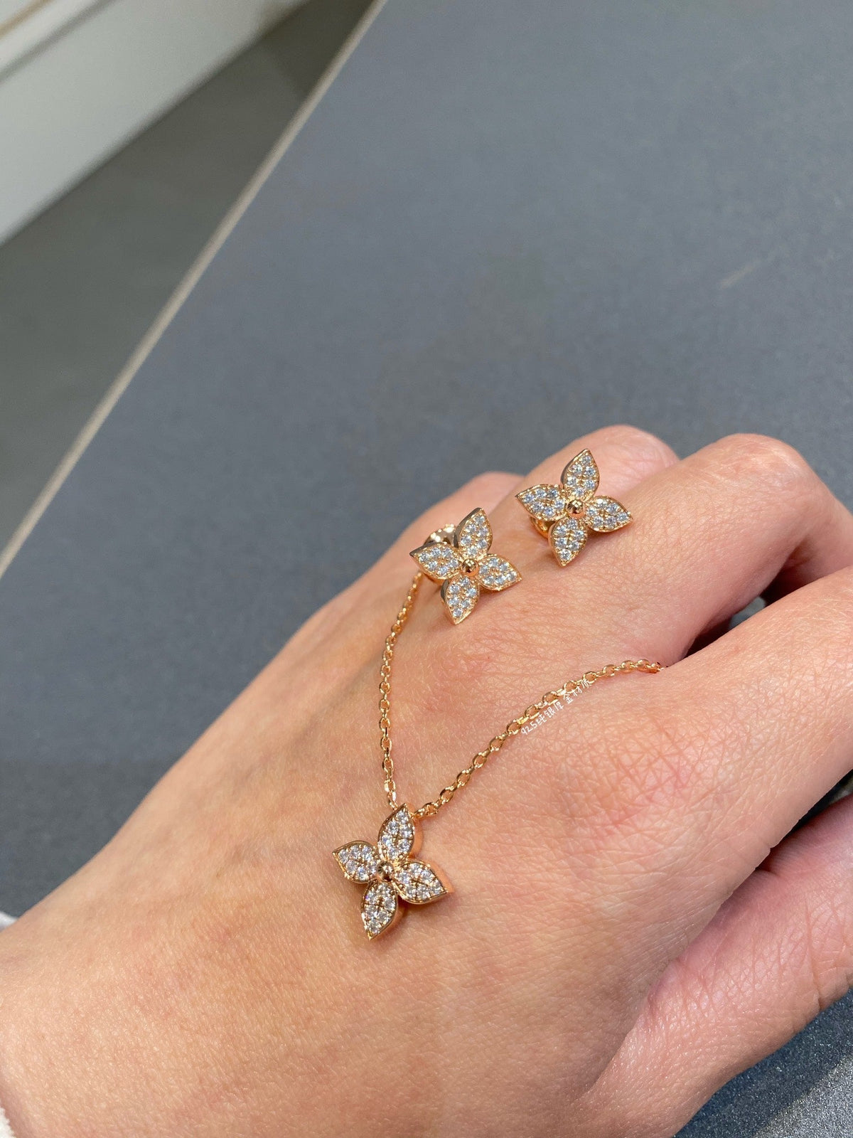 [⭐Seralia]STAR DIAMOND NECKALCE