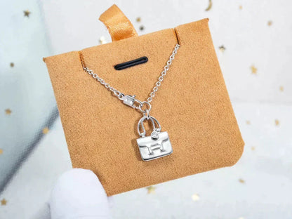 [⭐Seralia]AMULETTE PEDANT SILVER NECKLACE