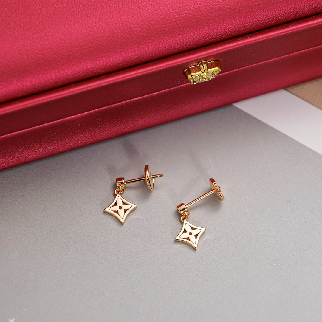 [⭐Seralia]STAR EARRINGS GOLD