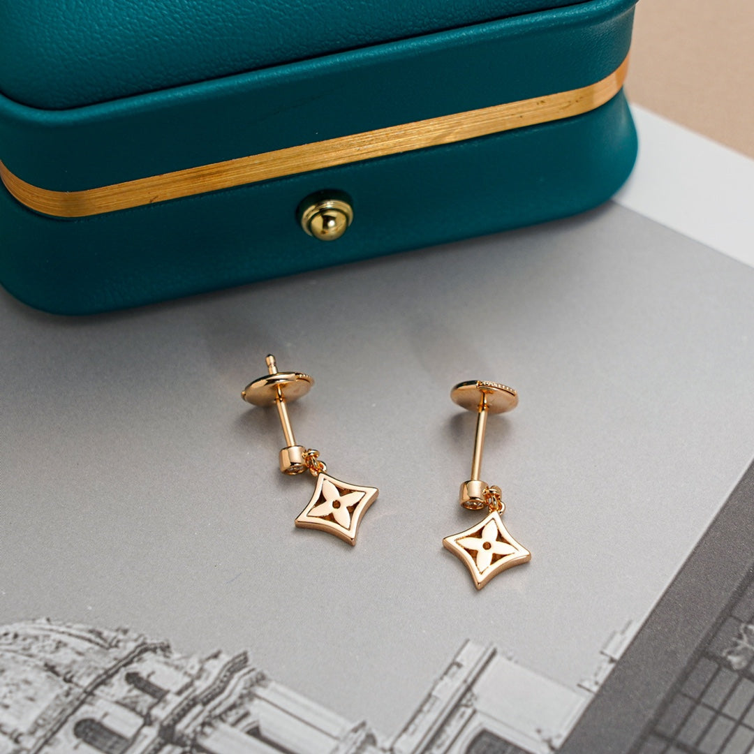 [⭐Seralia]STAR EARRINGS GOLD