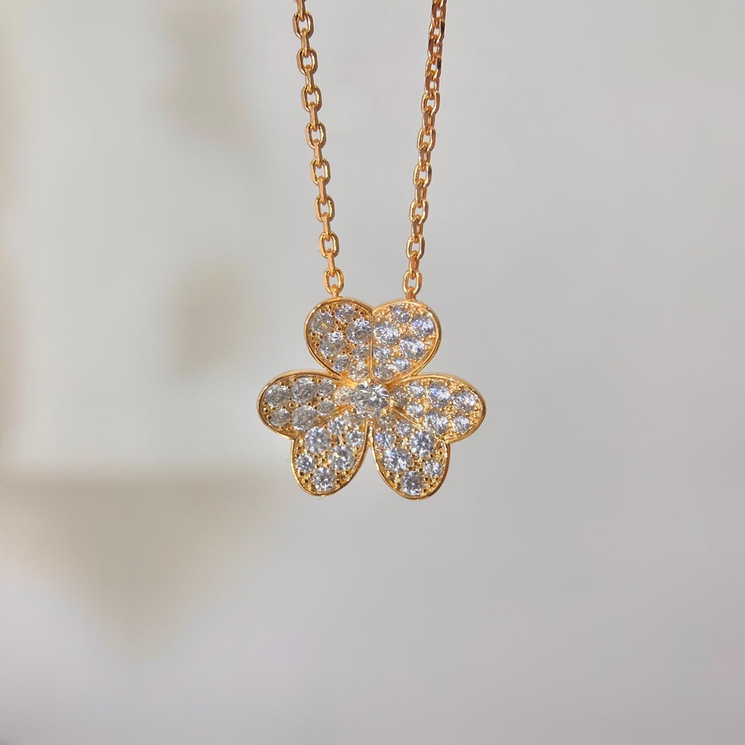 [⭐Seralia]FLOWER DIAMOND NECKLACE