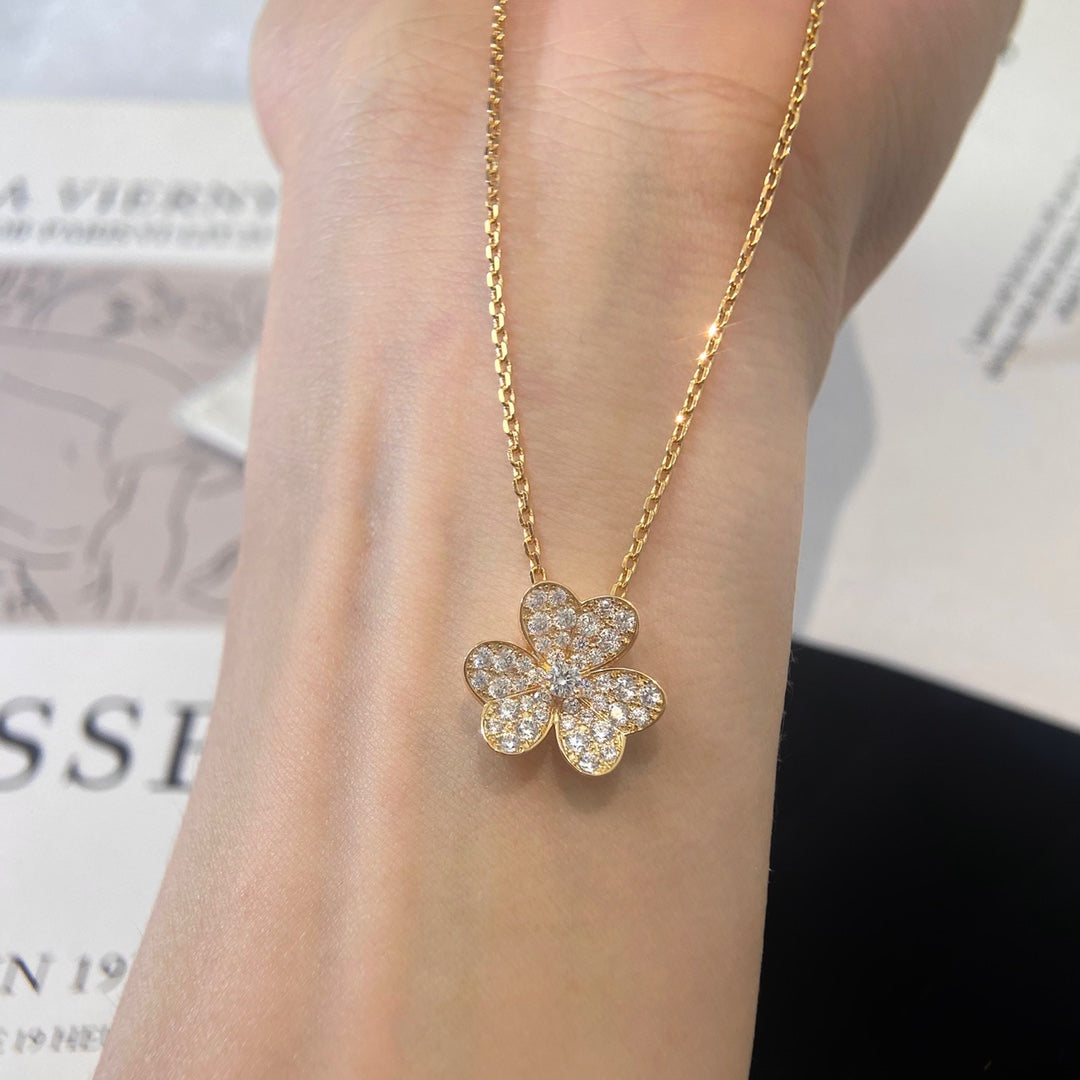 [⭐Seralia]FLOWER DIAMOND NECKLACE