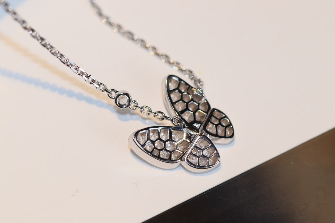 [⭐Seralia]BUTTERFLY DIAMOND NECKLACE