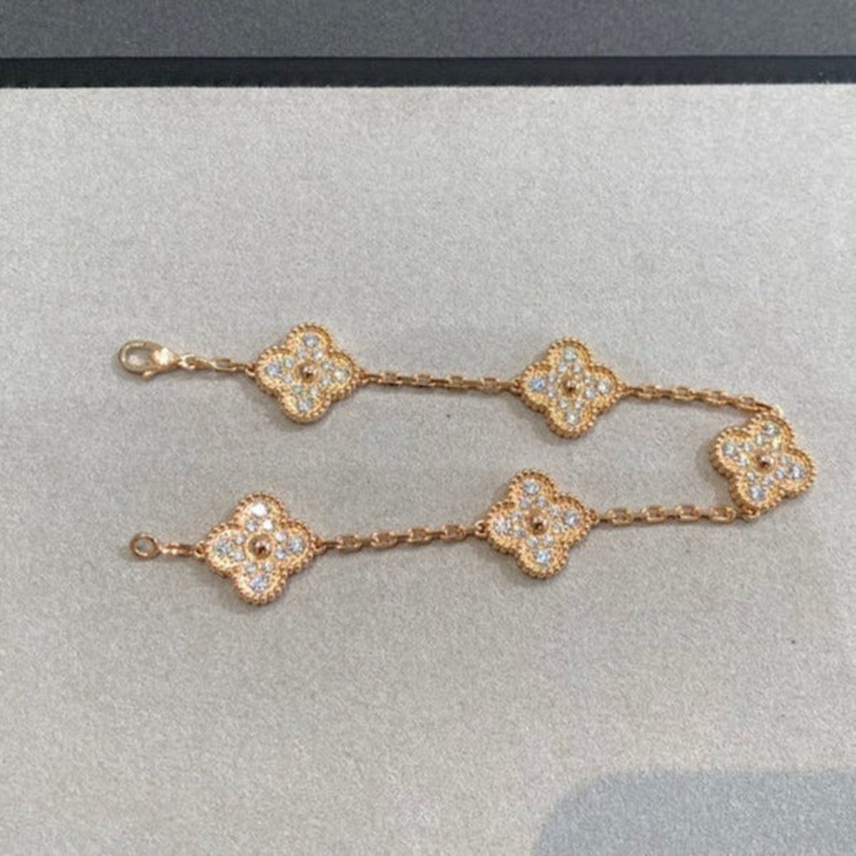 [⭐Seralia] CLOVER 5 MOTIF FULL DIAMOND BRACELET COLLECTION