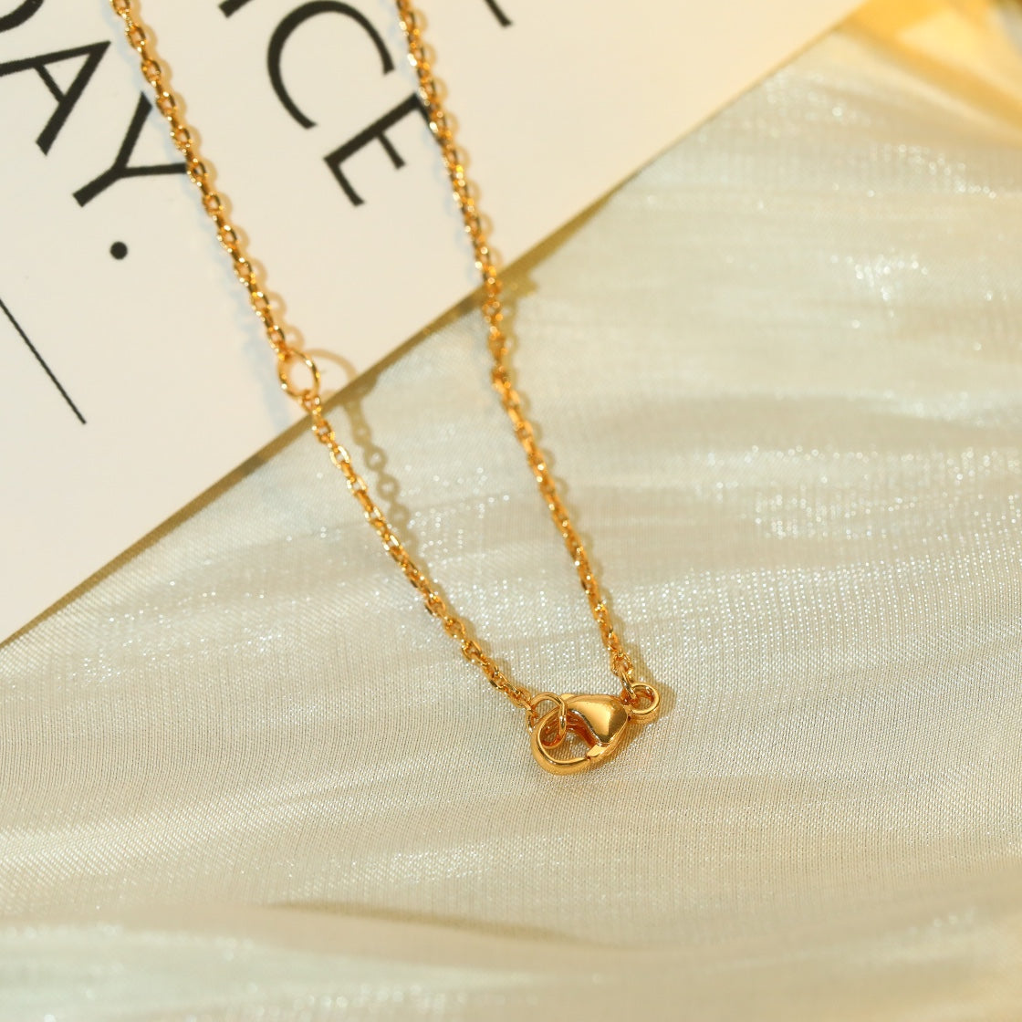 [⭐Seralia]VOLT SILVER DIAMOND PEDANT NECKLACE