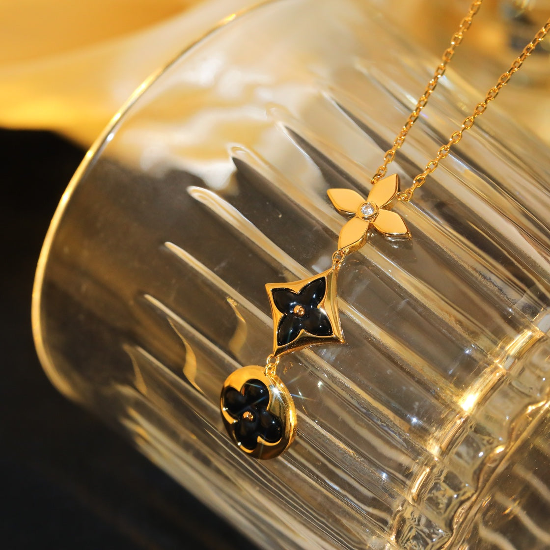 [⭐Seralia]STAR AND SUN ONYX PINK GOLD NECKLACE
