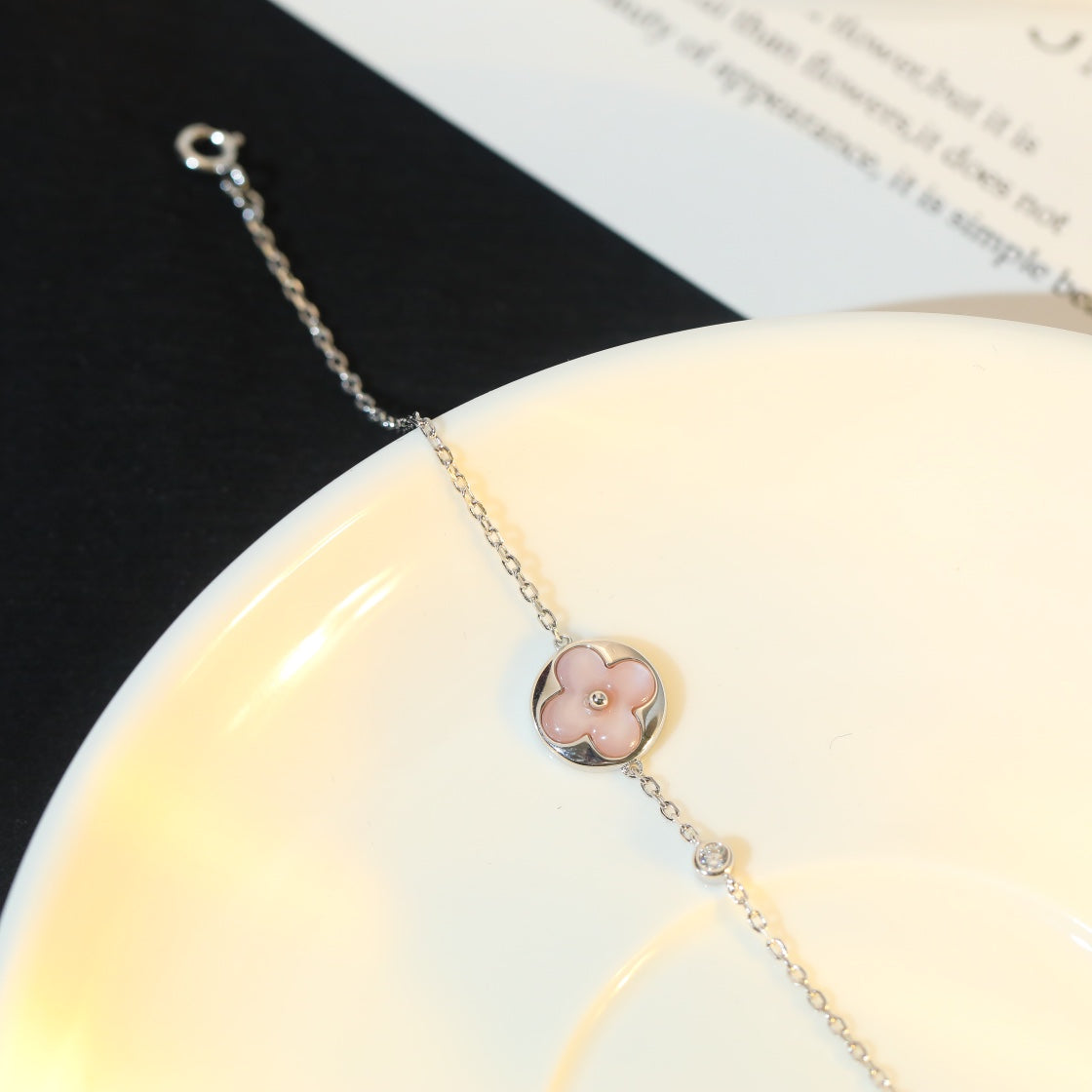 [⭐Seralia]SUN MOTIF PINK MOP SILVER BRACELET