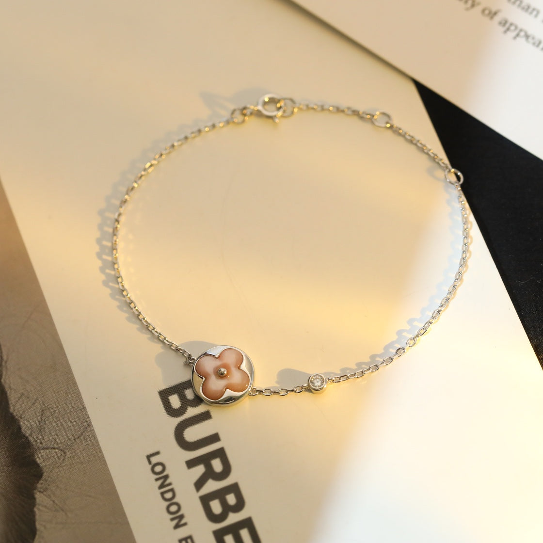 [⭐Seralia]SUN MOTIF PINK MOP SILVER BRACELET