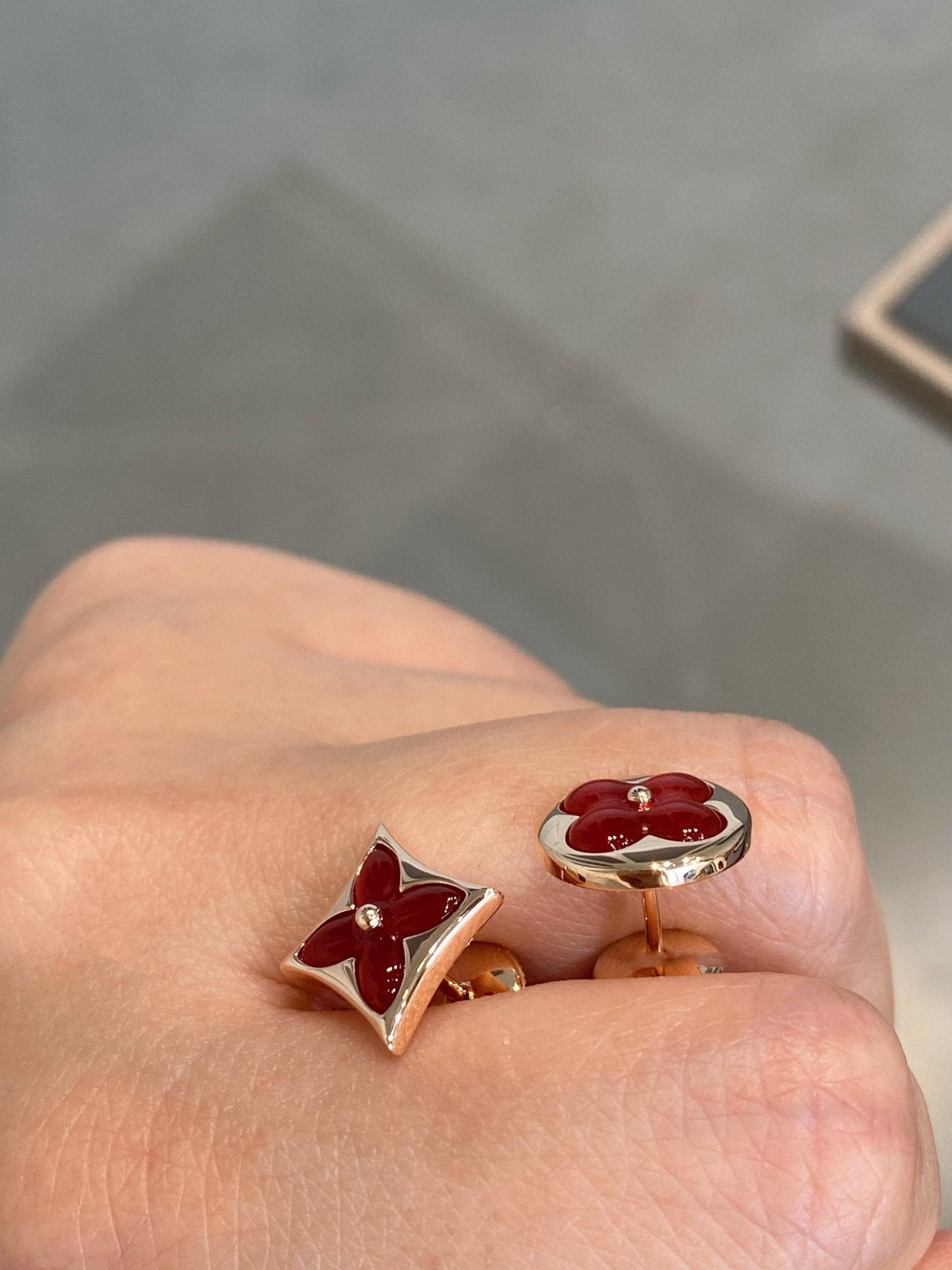 [⭐Seralia]STAR AND SUN PINK GOLD CARNELIAN STUD EARRINGS