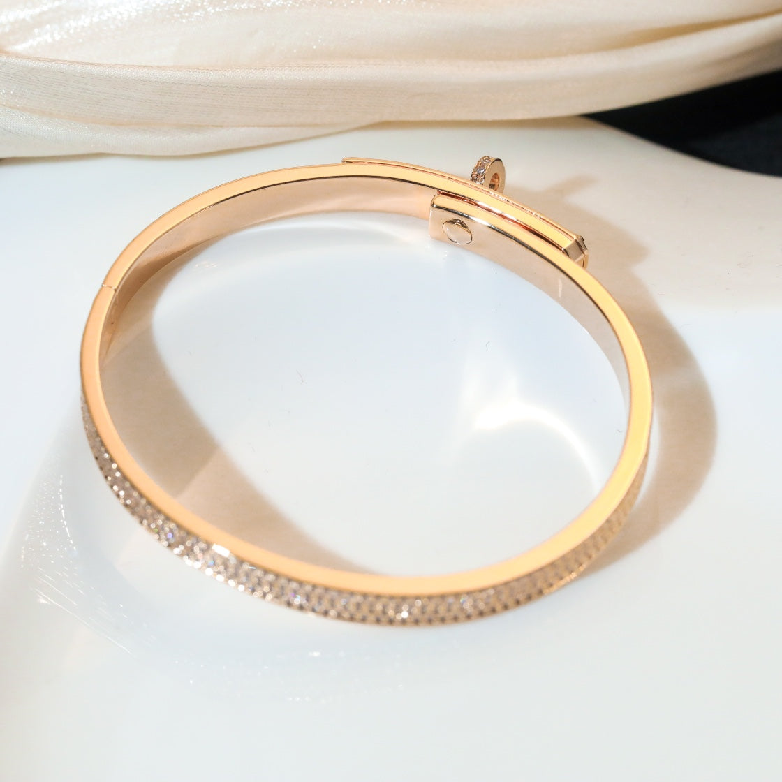 [⭐Seralia]KELLY BRACELET DIAMOND PAVED