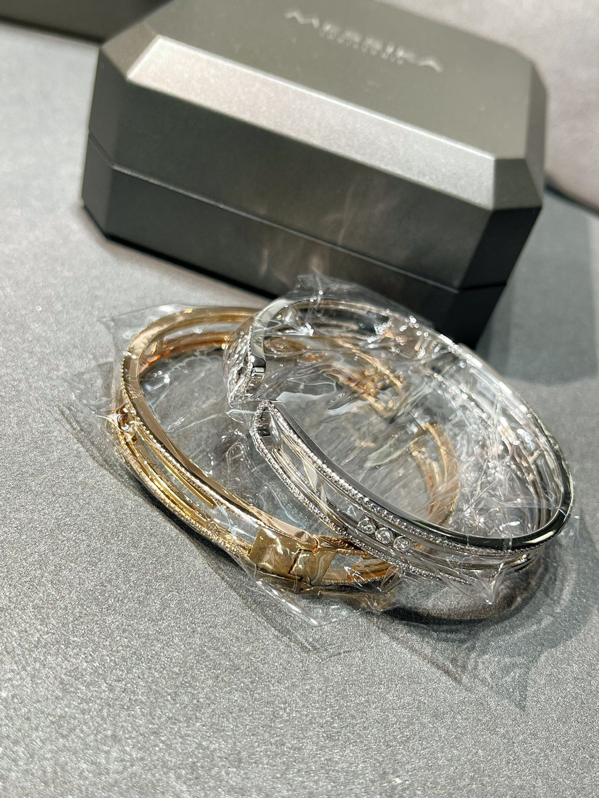 [⭐Seralia]MOVE 10TH PAVED DIAMOND BRACELET