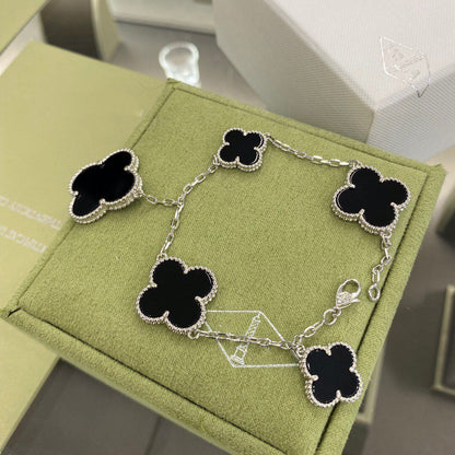 [⭐Seralia]CLOVER 5 MOTIFS SIVLER ONYX BRACELET
