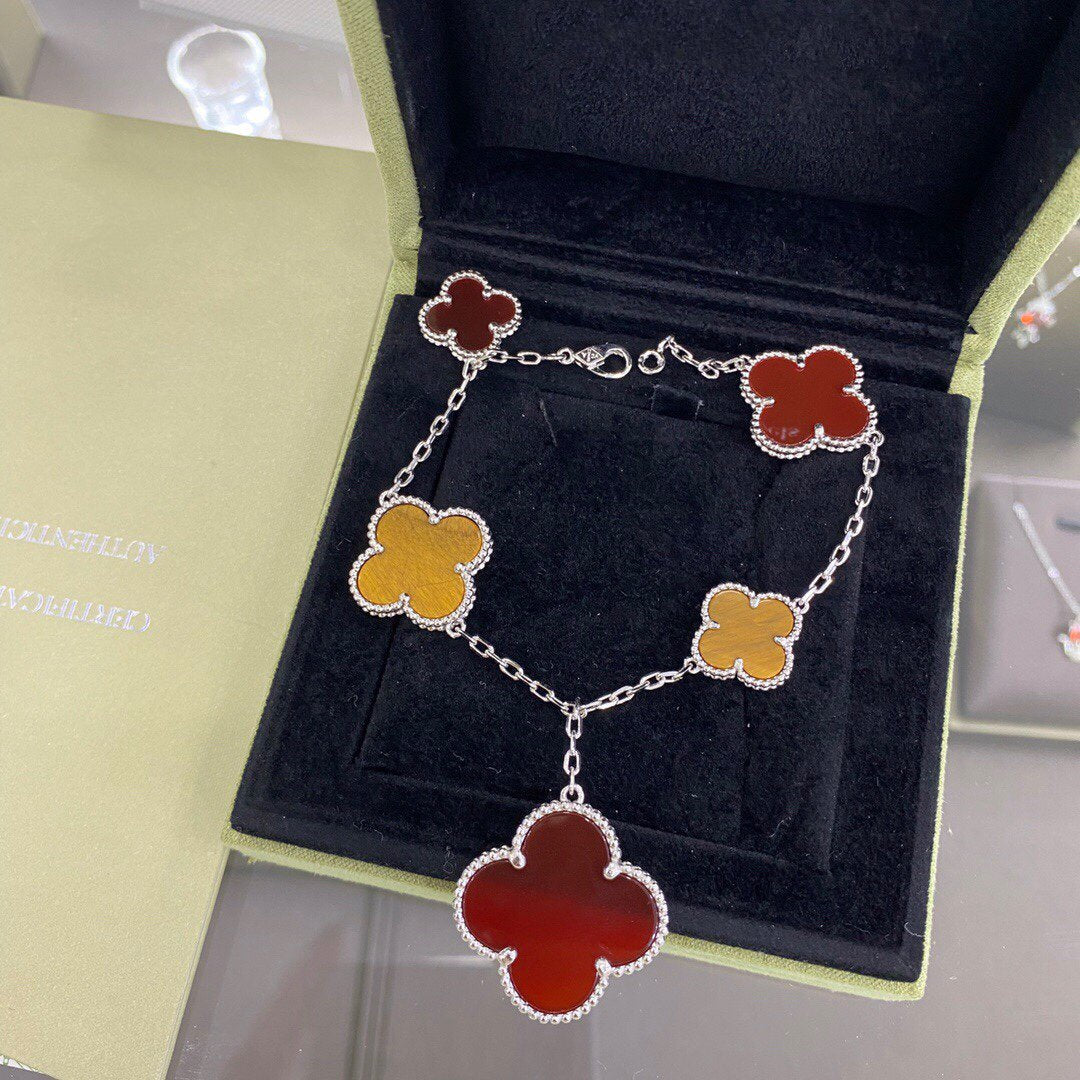 [⭐Seralia]CLOVER 5 MOTIFS SIVLER CARNELIAN TIGER EYE BRACELET
