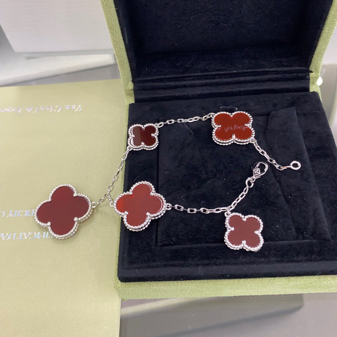 [⭐Seralia]CLOVER 5 MOTIFS SIVLER CARNELIAN BRACELET