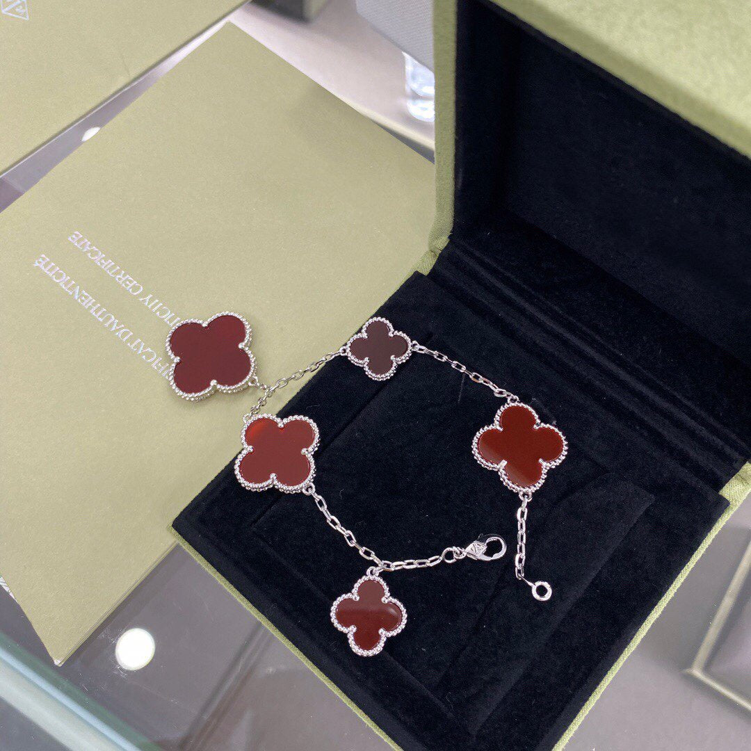 [⭐Seralia]CLOVER 5 MOTIFS SIVLER CARNELIAN BRACELET