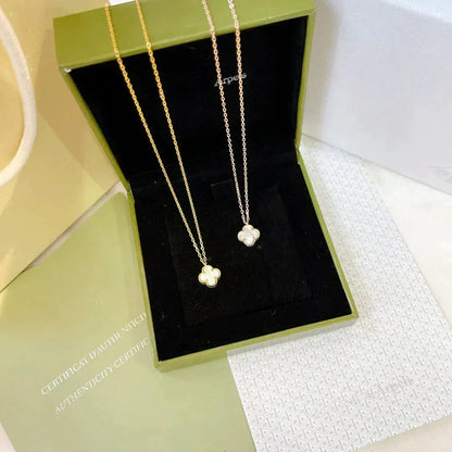 [⭐Seralia]CLOVER MINI 9.5MM WHITE MOTHER-OF-PEARL NECKLACE
