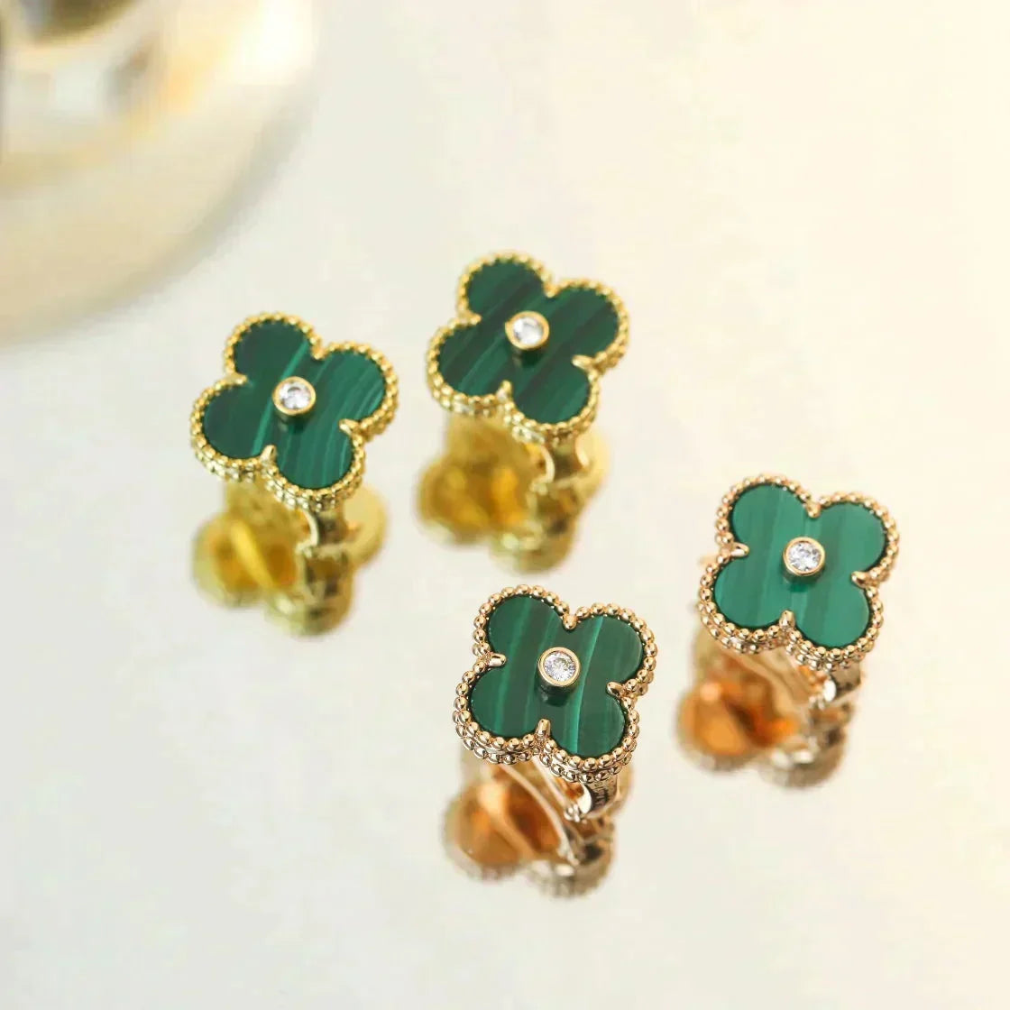 [⭐Seralia]CLOVER MEDIUM 1 MOTIFS MALACHITE DIAMOND EARRINGS