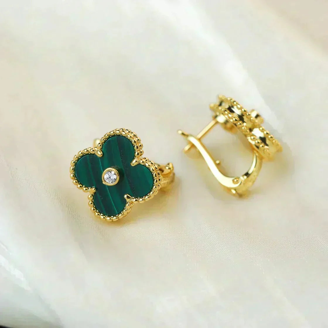 [⭐Seralia]CLOVER MEDIUM 1 MOTIFS MALACHITE DIAMOND EARRINGS