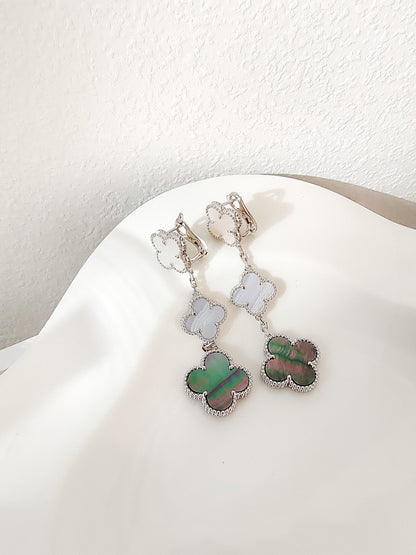 [⭐Seralia]CLOVER 3 MOTIFS CHALCEDONY DARK MOP SILVER EARRINGS
