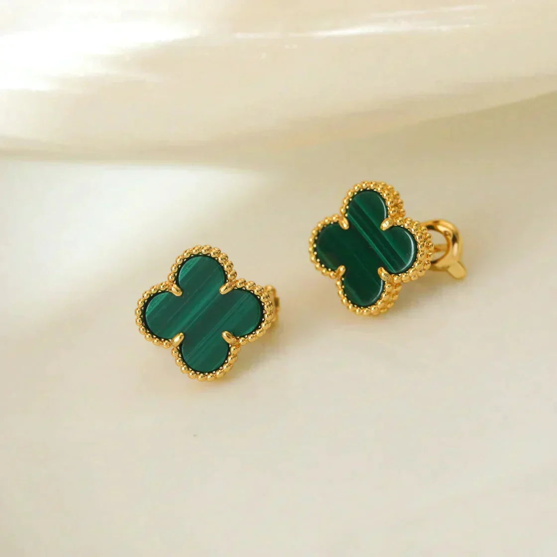 [⭐Seralia]CLOVER MEDIUM 1 MOTIFS MALACHITE  EARRINGS