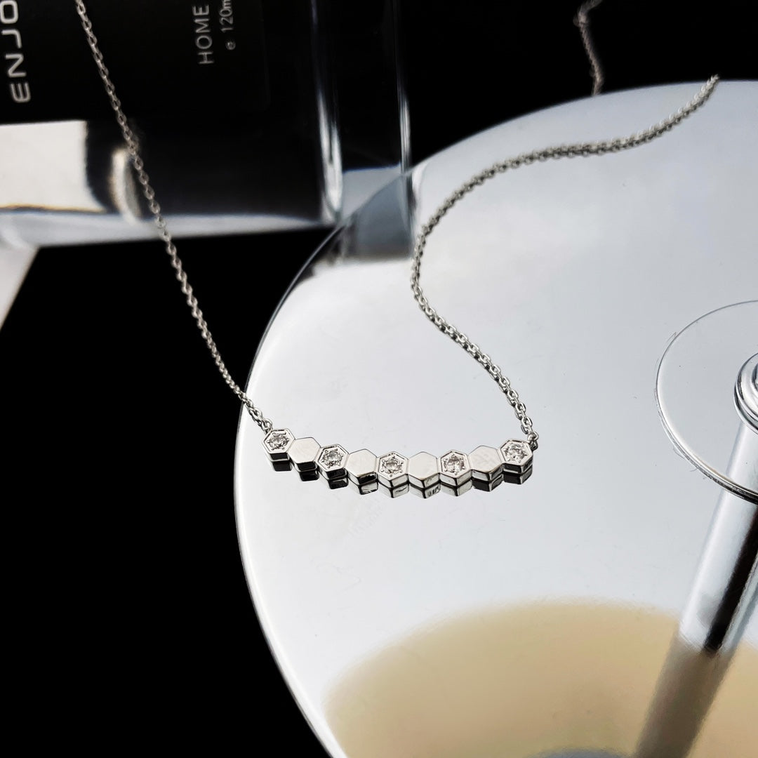 [⭐Seralia]BEE MY LOVE DIAMOND NECKLACE