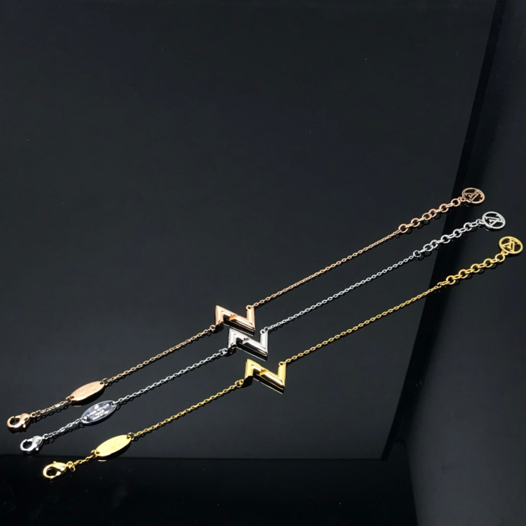 [⭐Seralia]VOLT LV LOGO BRACELET