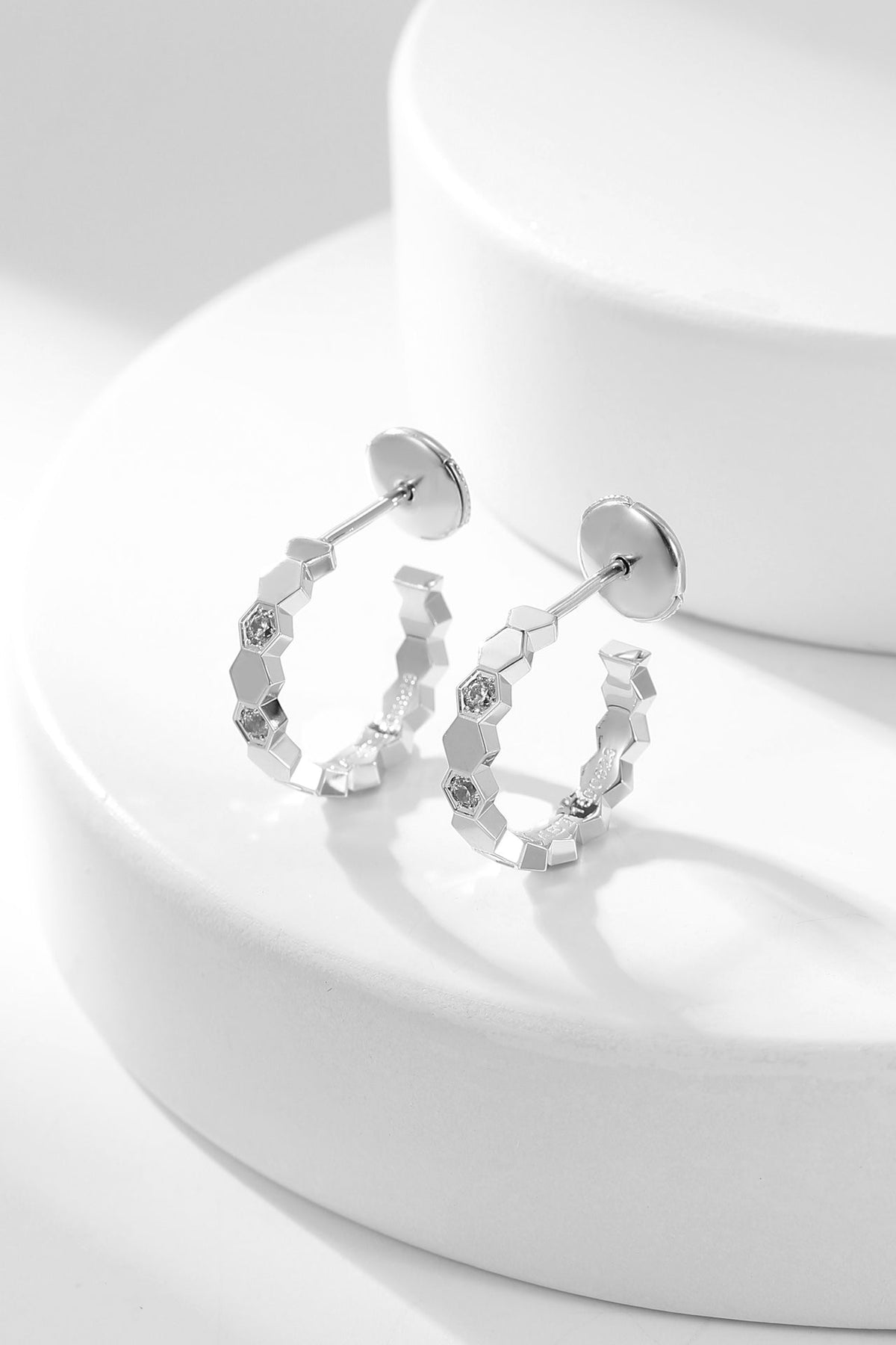 [⭐Seralia]BEE LOVE DIAMOND HOOP EARRINGS