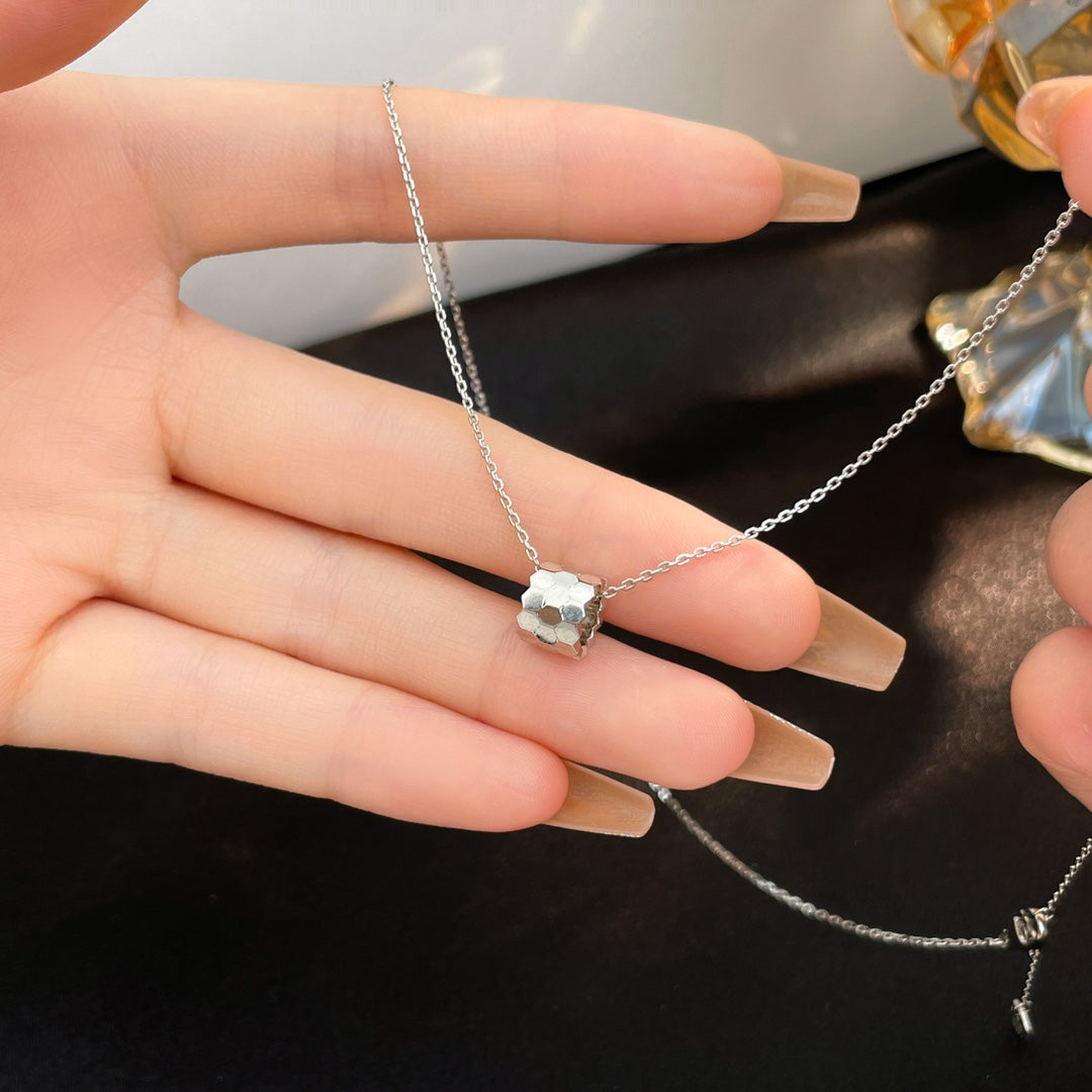 [⭐Seralia]BEE MINI NECKLACE