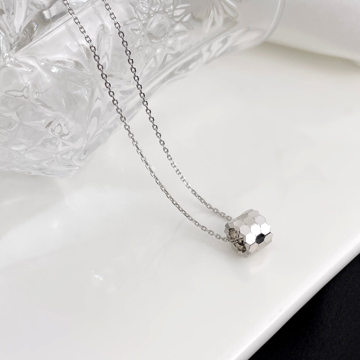 [⭐Seralia]BEE MINI NECKLACE
