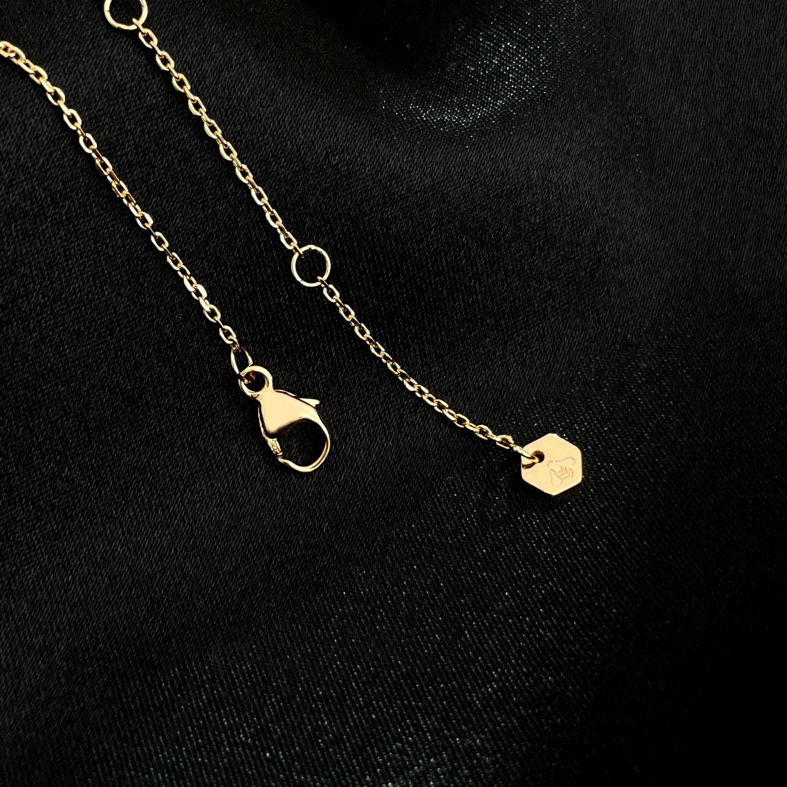 [⭐Seralia]BEE MINI NECKLACE
