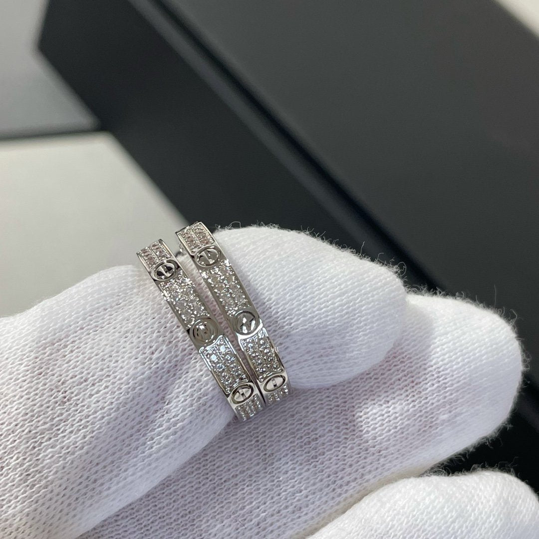 [⭐Seralia]LOVE DIAMOND SILVER HOOP EARRINGS