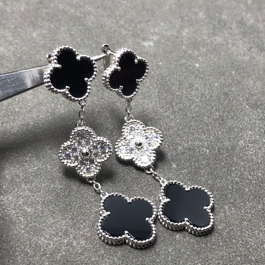 [⭐Seralia]CLOVER 3 MOTIF DIAMOND ONYX SILVER EARRINGS