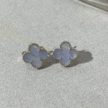 [⭐Seralia]CLOVER CHALCEDONY SILVER STUD EARRINGS