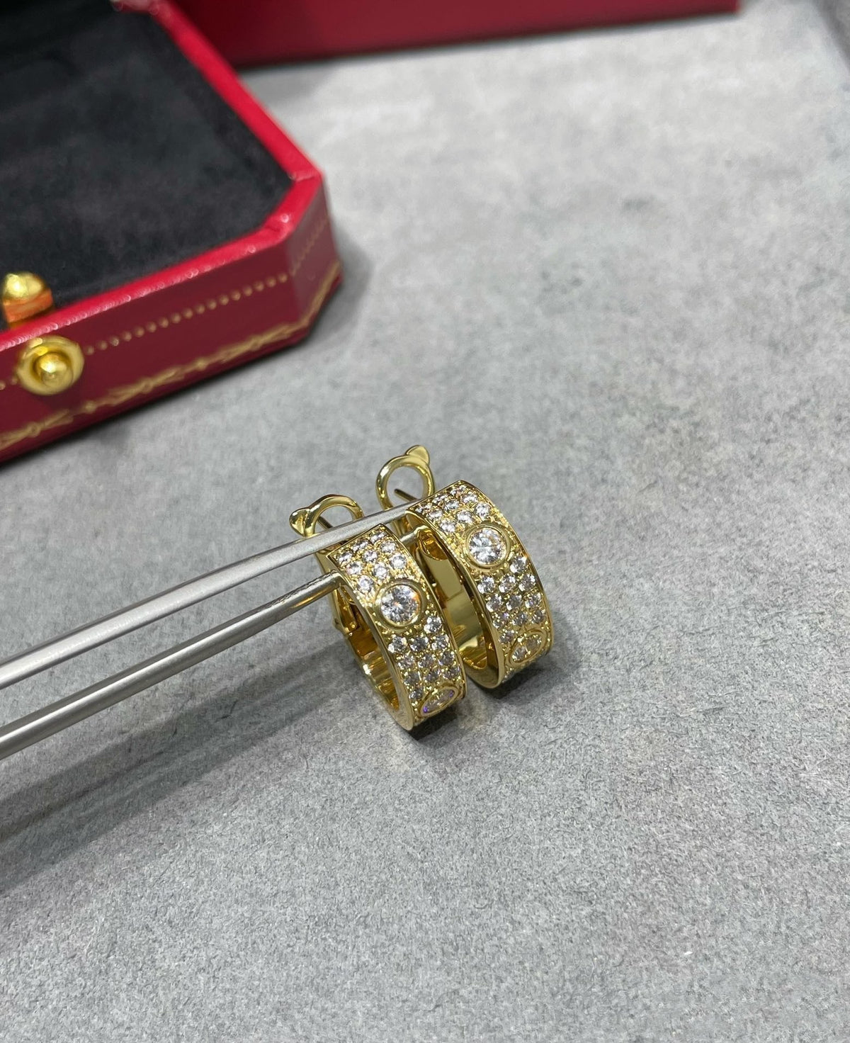 [⭐Seralia]LOVE 5.5MM DIAMOND PAVED EARRINGS